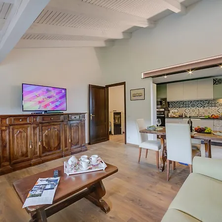 Apartman Residenza La Lanterna Pool And Relax - Happy *