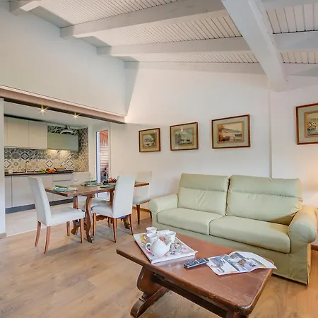 Residenza La Lanterna Pool And Relax - Happy Apartman Gignese