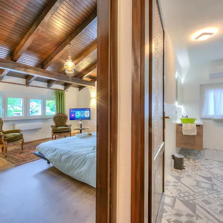 Residenza La Lanterna Pool And Relax - Happy Apartman